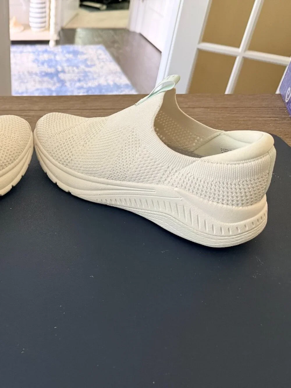 New Dansko Pep Knit Slip-On Shoe in White Size 40 (US 9.5-10) Without Box